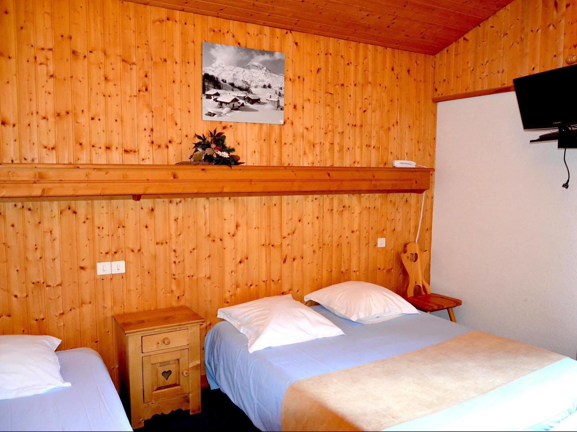 Hotel Les Bruyeres Морзин Екстериор снимка
